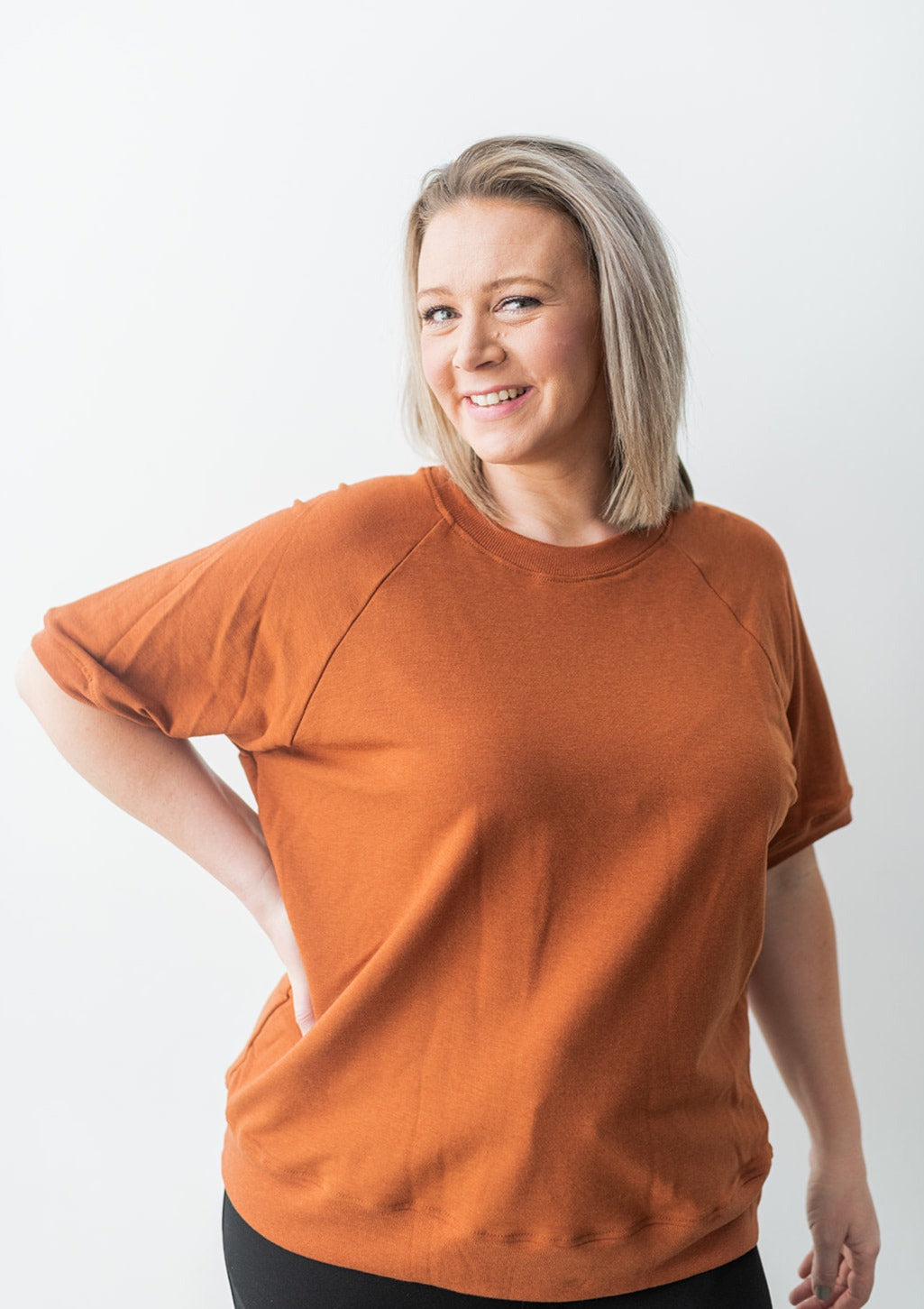 The Short Sleeve Pullover in Rust